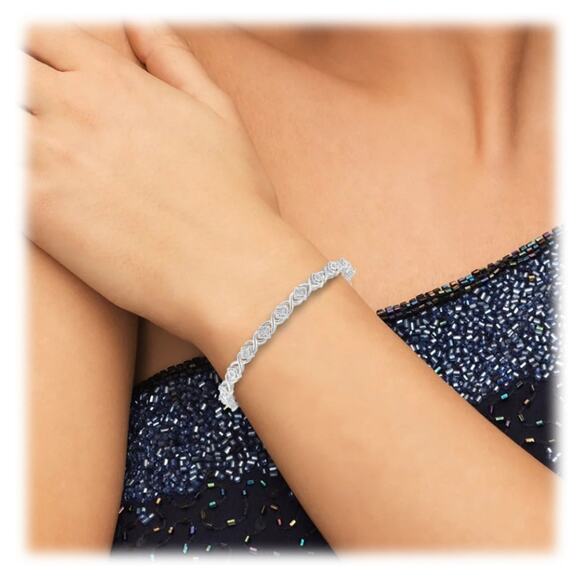 1/2 CT TW DIAMOND TENNIS BRACELET 7" XO SQUARE IN STERLING SILVER - Picture 2 of 9